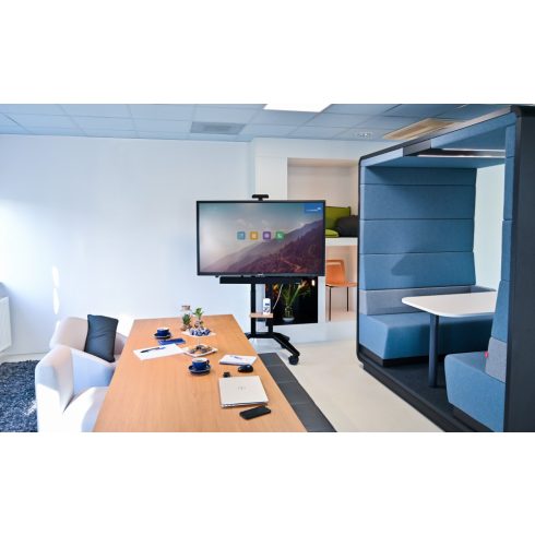 Legamaster moTion gurulós állvány motoros magasságállítással 