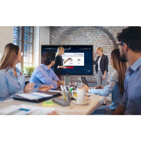 Interaktív érintőkijelző használati képzés